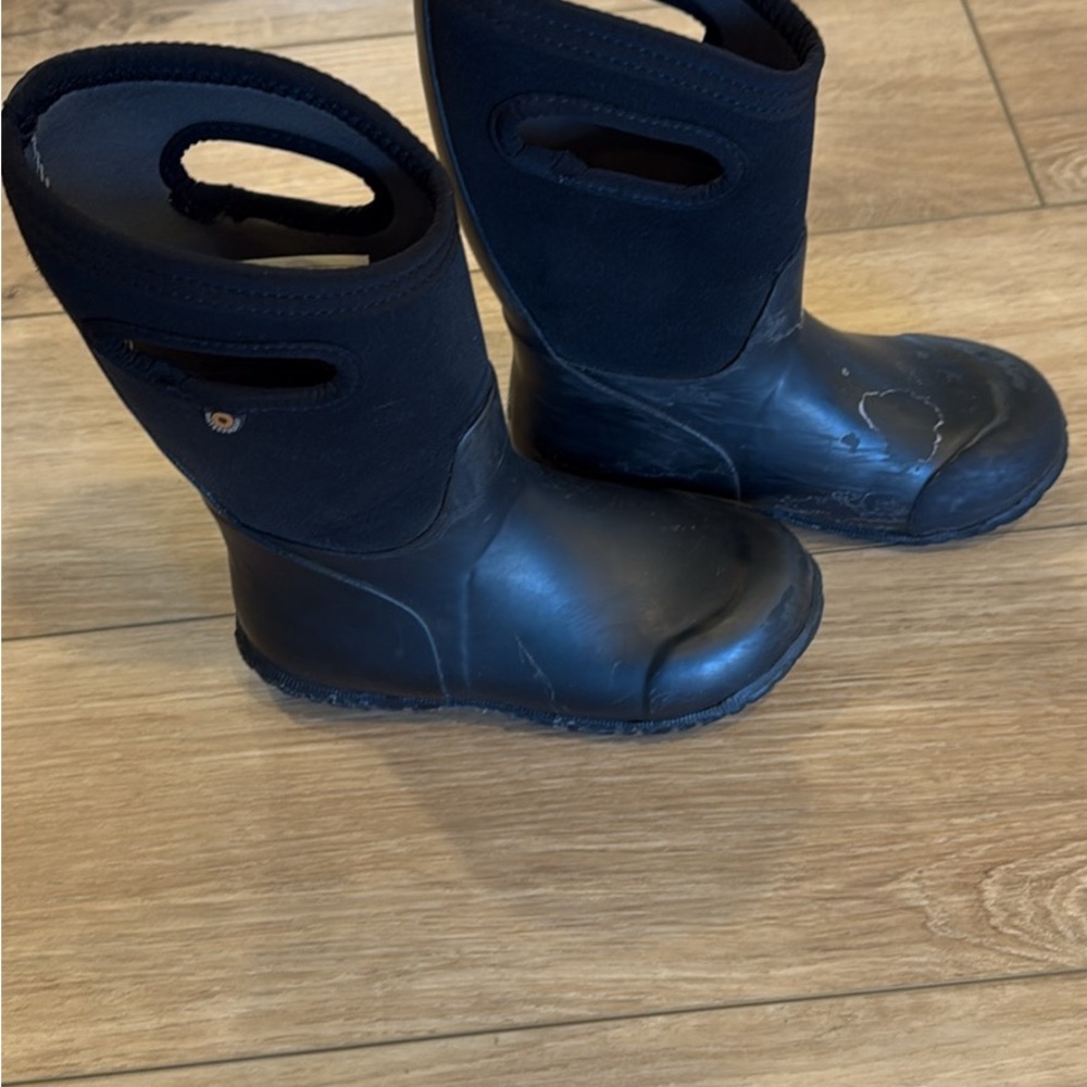Kids Bogs Black Winter Boots Size 1